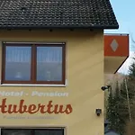 بيت ضيافة Hotel-pension Haus Hubertus