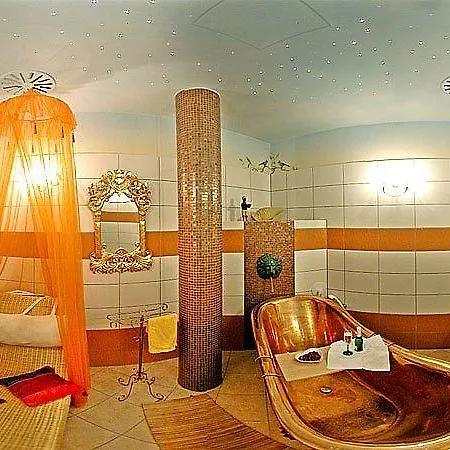 Guest house Hotel-pension Haus Hubertus Weigendorf