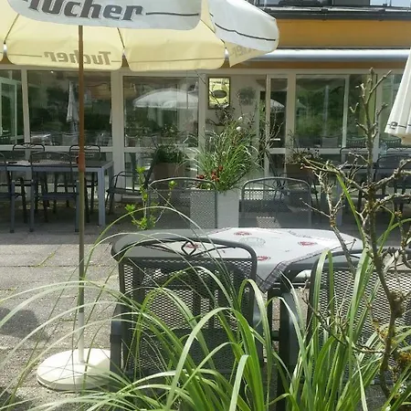 Konukevi Hotel-pension Haus Hubertus 3*